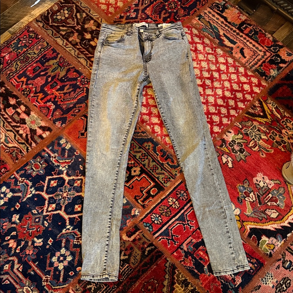 Women’s Light Grey Skinny Jeans - Classic Stretch Fit